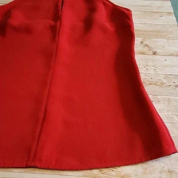 Banana Republic Keyhole Halter Top | Halter Top | Banana Republic Top - Picture 5 of 15